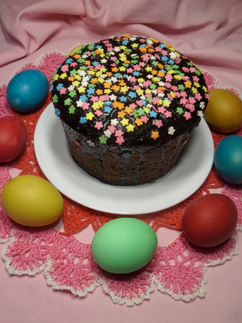 Кулич с сухофруктами