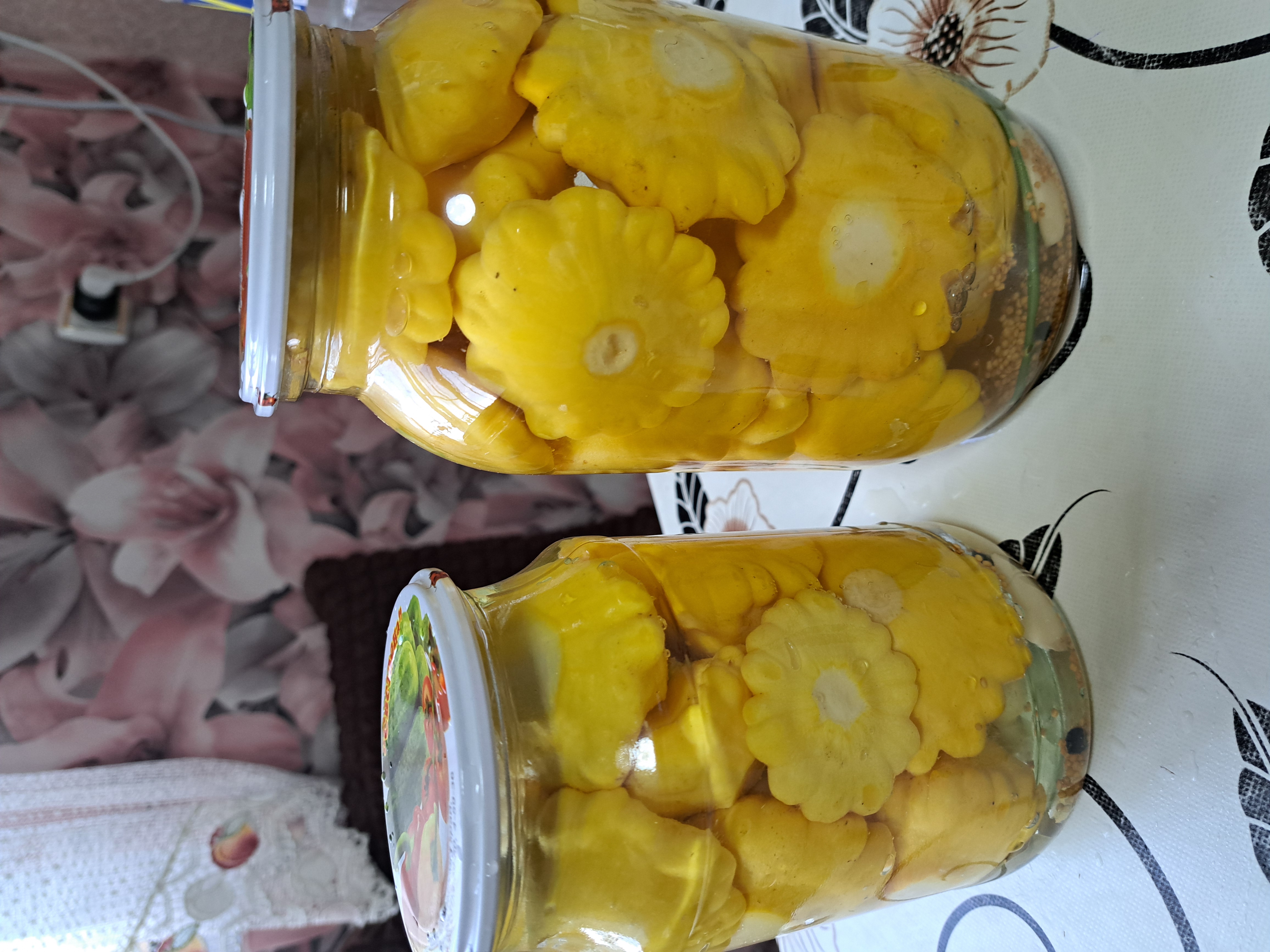 Маринованные патиссоны с горчицей