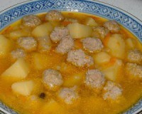 Суп с фрикадельками из кальмара