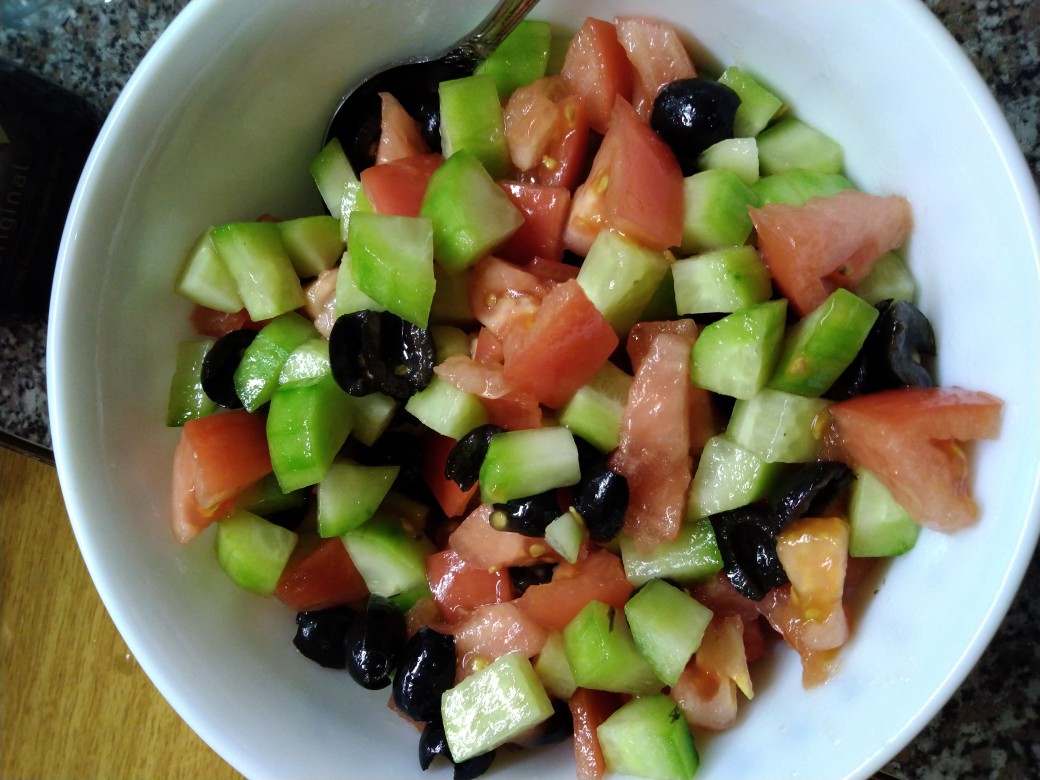 Салат овощной с маслинами и фетой - калорийность, состав, описание - malino-v.ru