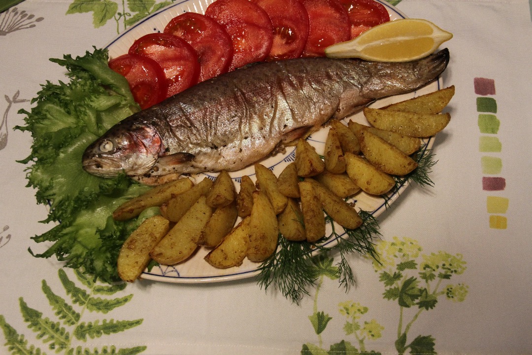Рыба, запечённая с картошкой в фольге
