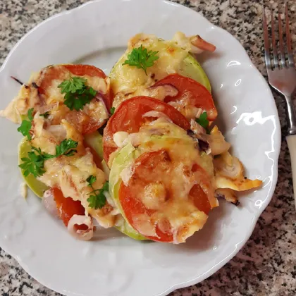 Кабачок с овощами под сыром (в духовке и мульте) + видео-рецепт