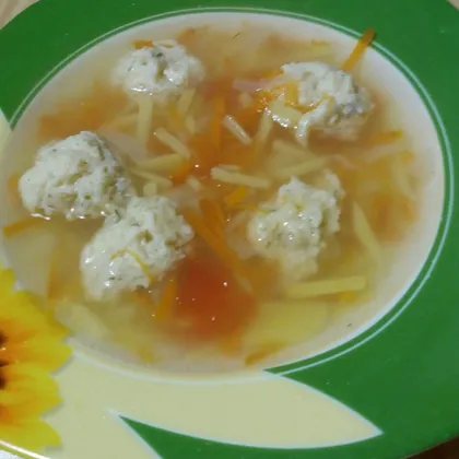 Диетический суп с сырными шариками в мультиварке