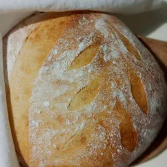 Пшеничный хлеб на закваске без дрожжей 