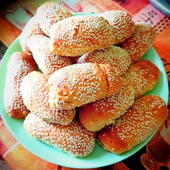 Банановое печенье-рулетики с кунжутом