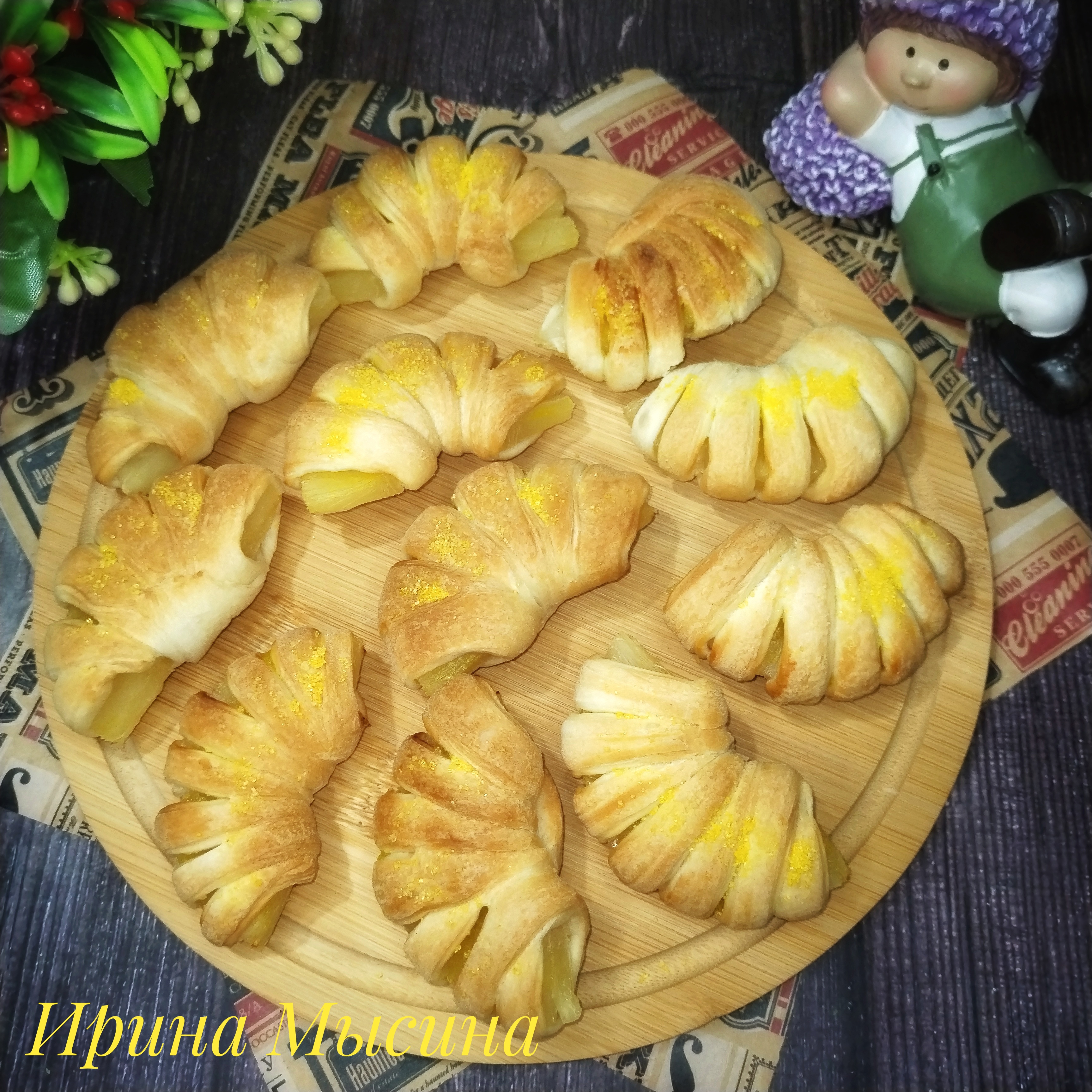 Ананасовые рогалики в аэрогриле 