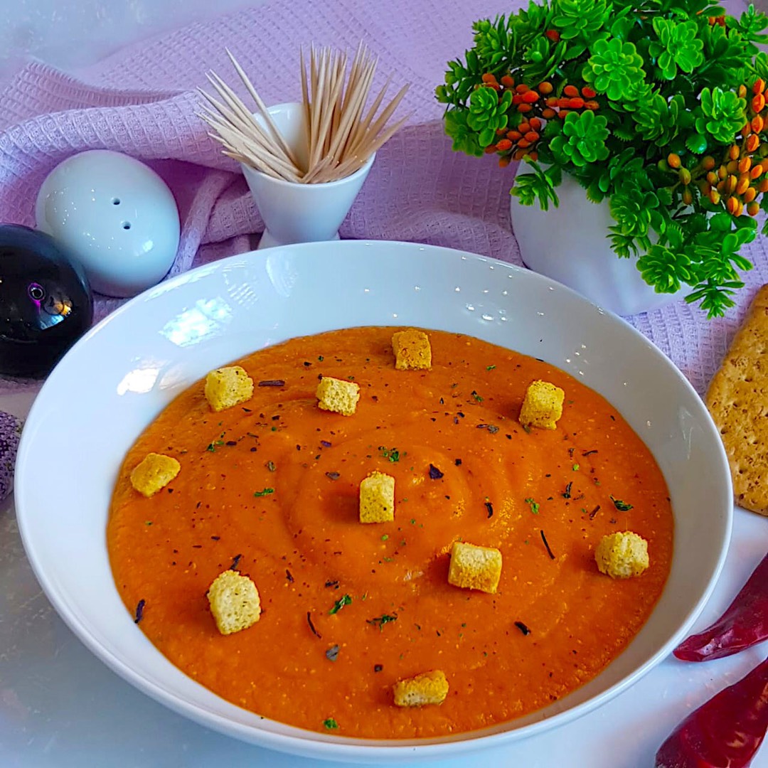 Турецкий чечевичный крем-суп с болгарским перцем