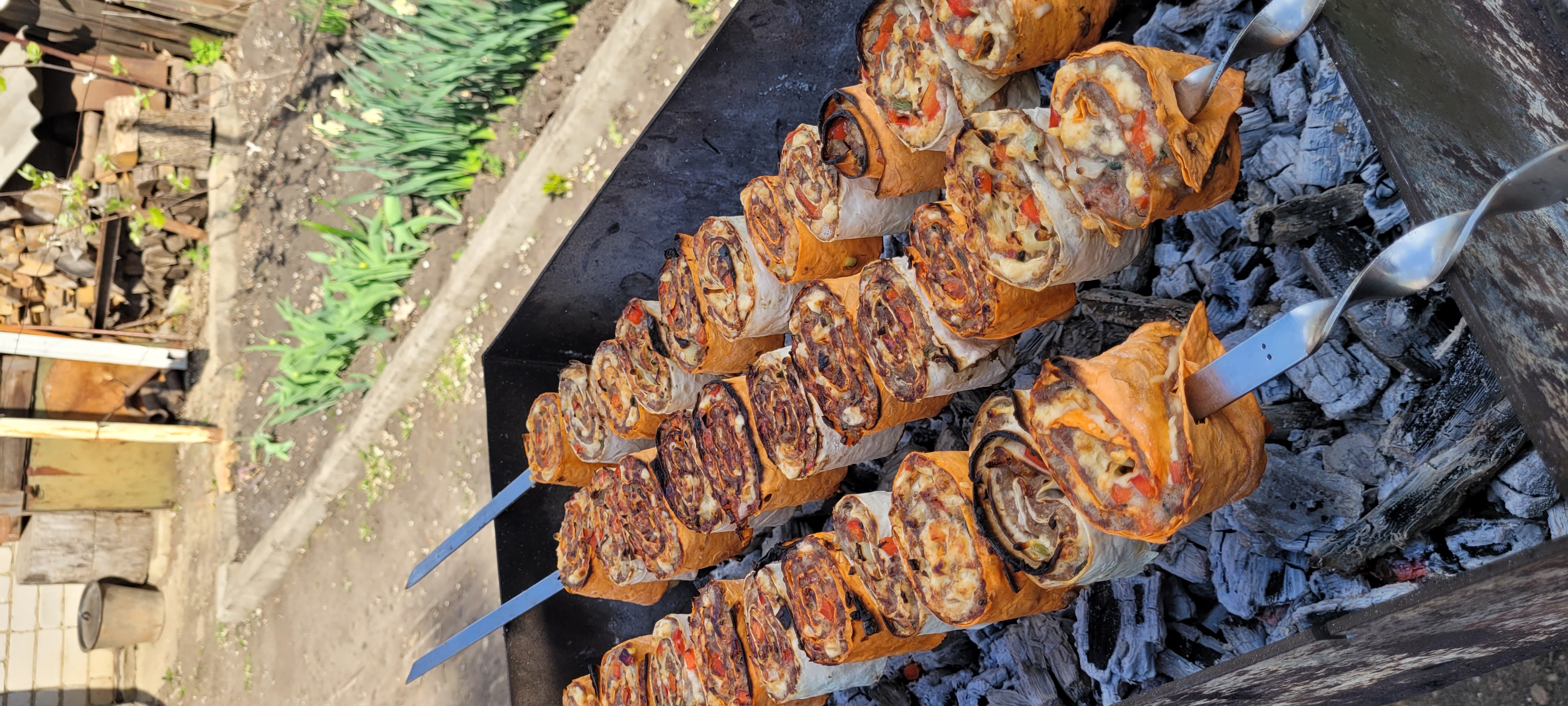 Шашлыки из фарша в лаваше