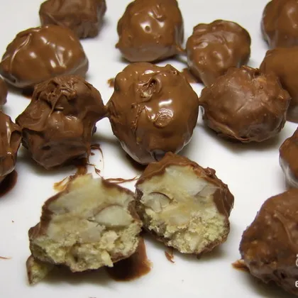 Шоколадно-ореховые гроздья от SvetaBlanka
