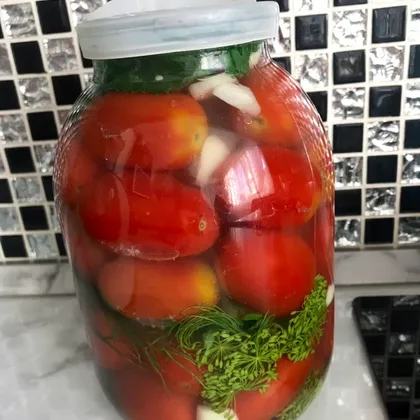 Соленые помидоры (бочковые) в 3х литровой банке
