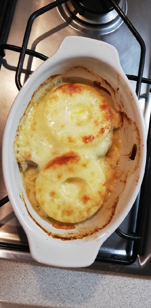 Свинина запечённая с ананасом