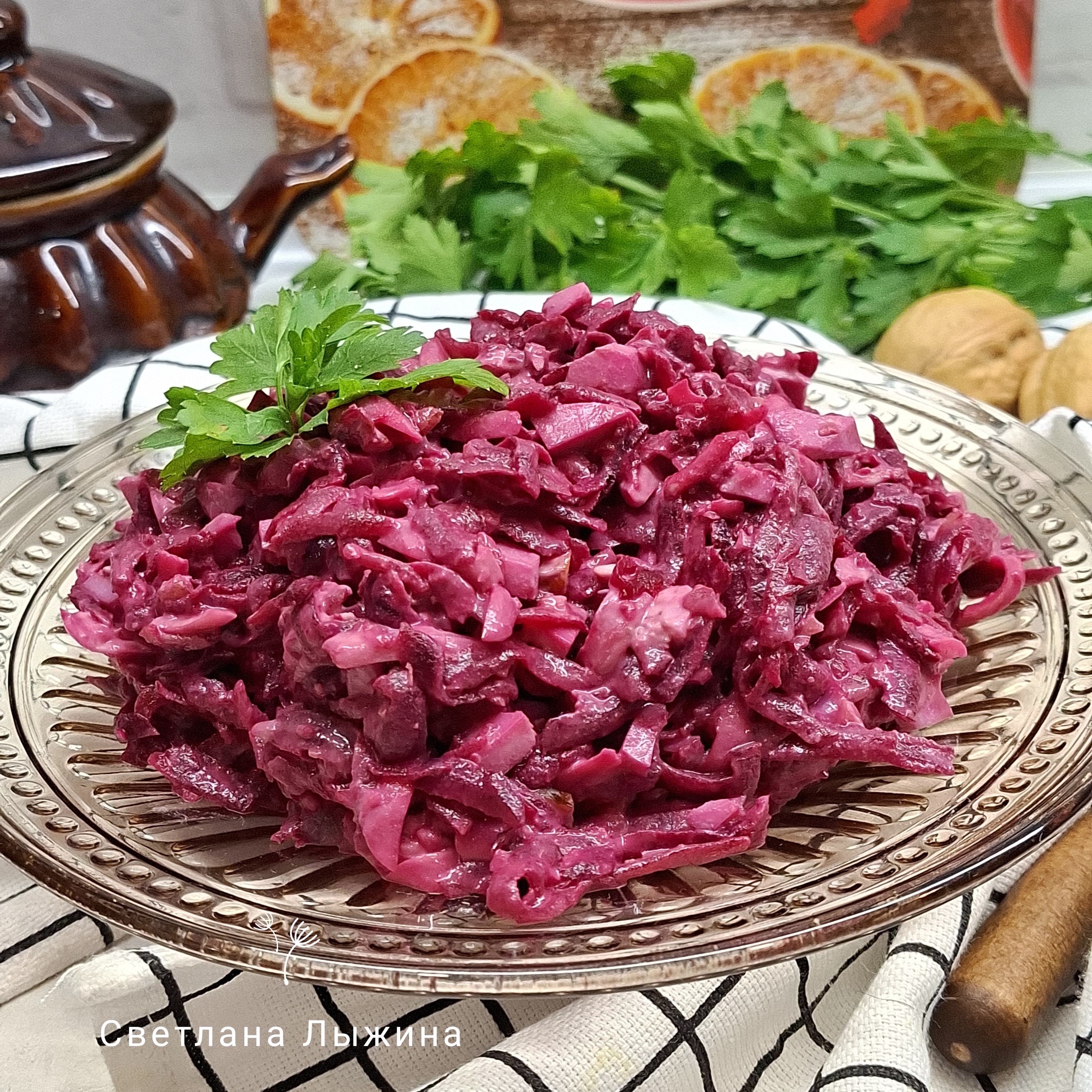 Салат из свеклы с сыром и яйцом