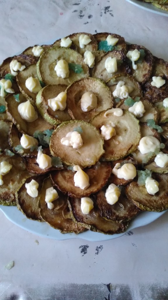 Жареные кабачки с майонезом