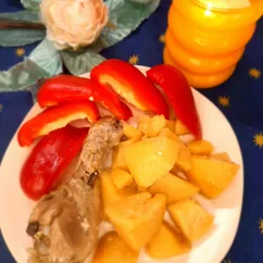 Картофель с курицей в мультиварке