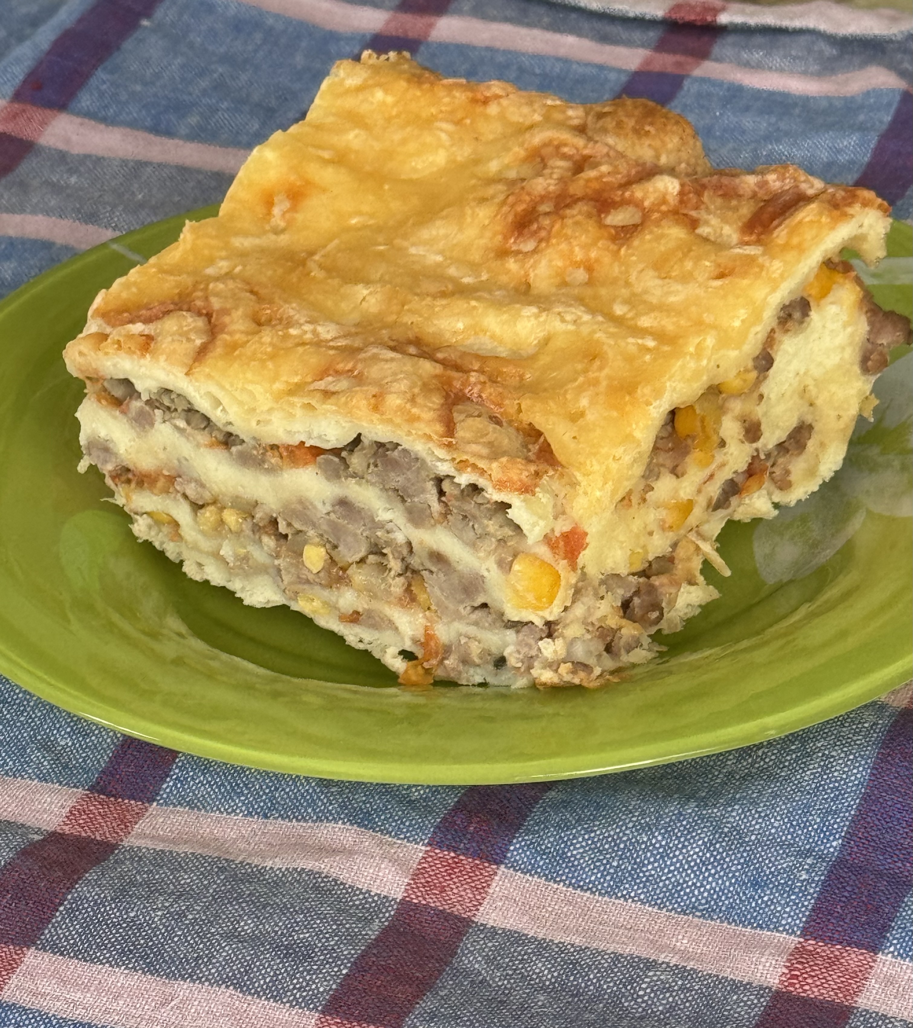 Слоёный пирог с фаршем