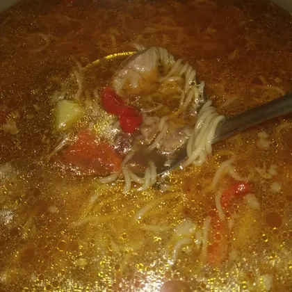 Суп лапша с тушенкой