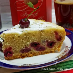 Пирог с вишней в мультиварке