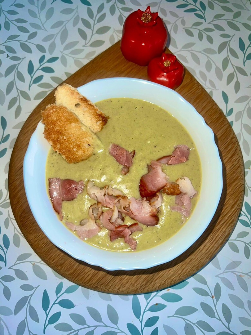 Зелёный крем-суп