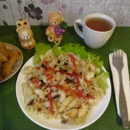 Макароны с фаршем и лесными грибами