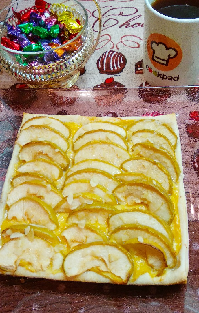 Яблочный пирог с заварным кремом🍏🥧