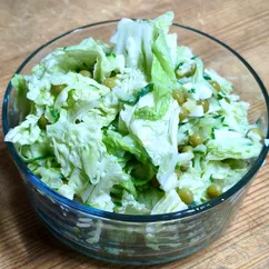 Лёгкий салат с пекинской капустой