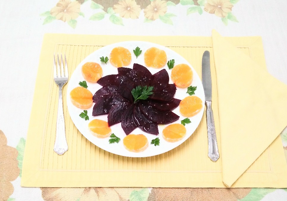 Салат свёкла с мандаринами