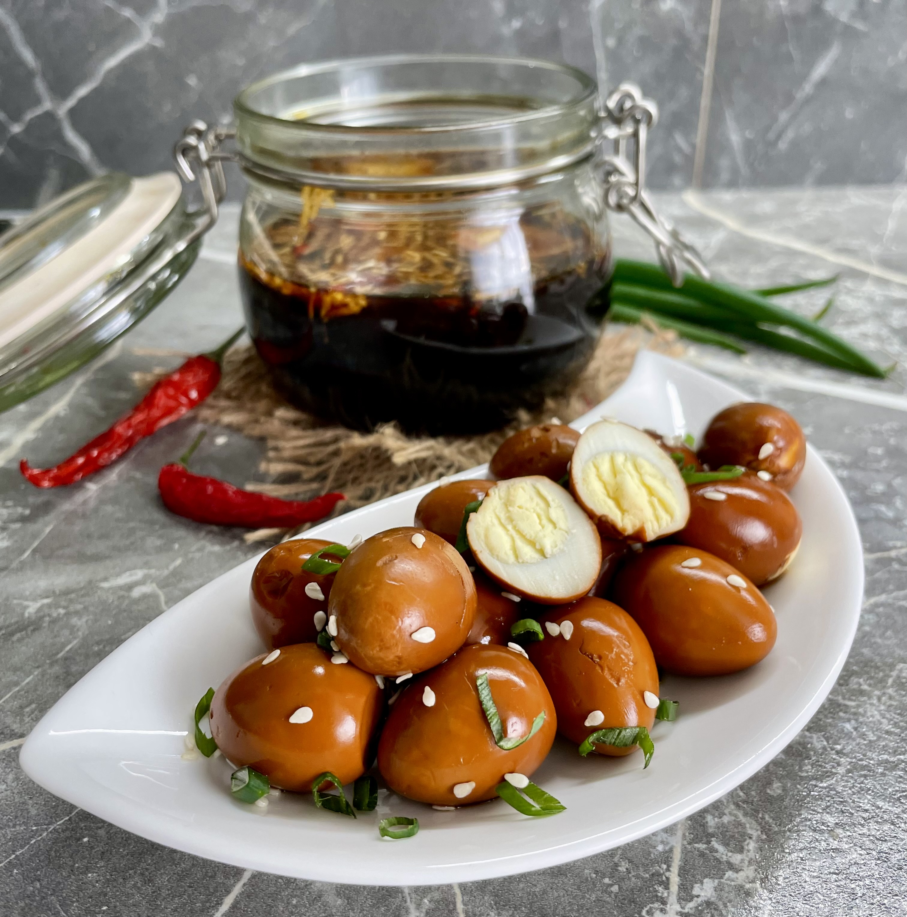Маринованные яйца