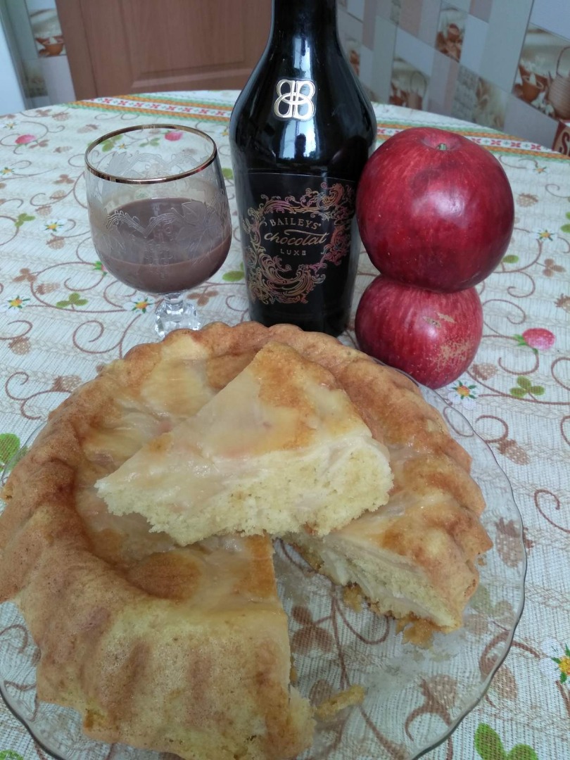 Воздушная шарлотка
