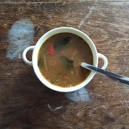 Суп с листьями нори