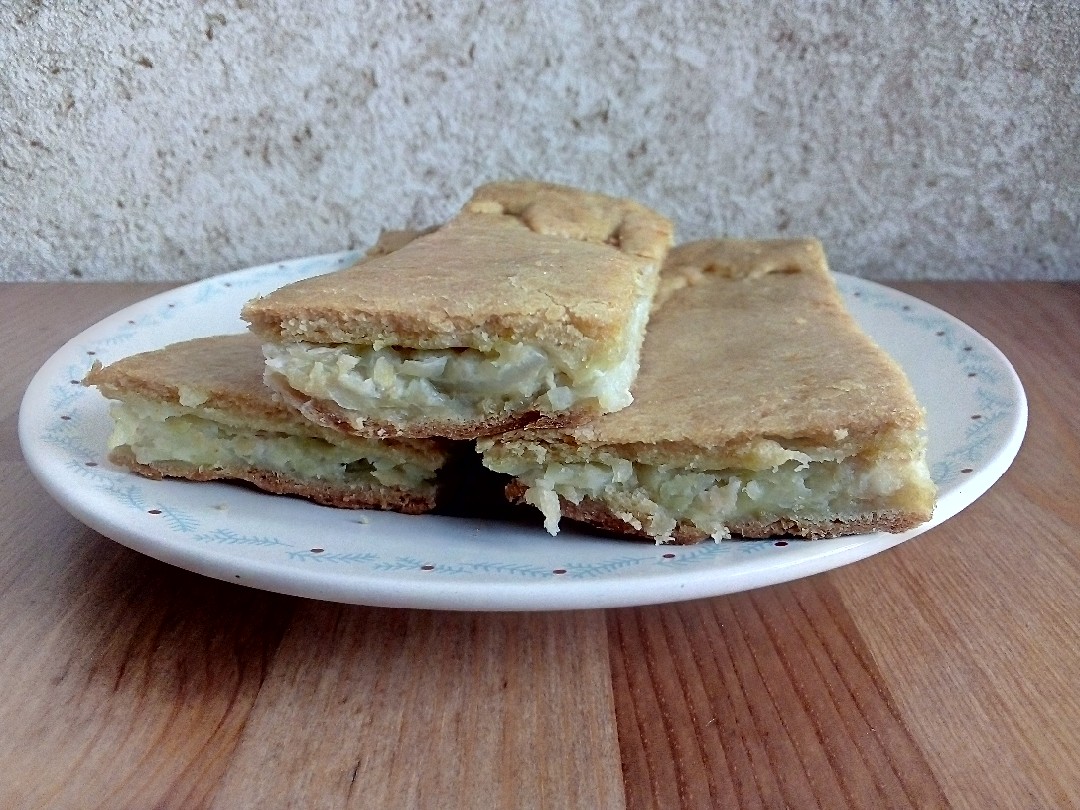 Дрожжевой пирог с фаршем и картошкой — рецепт с фото пошагово