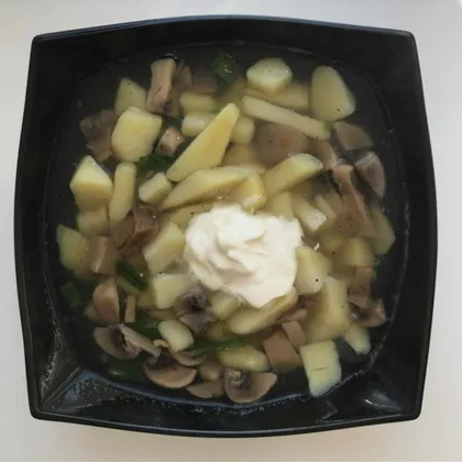 Грибной суп с кабачками в мультиварке