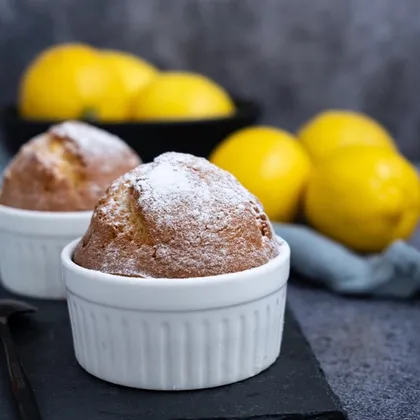 “Мамин лимонной кекс” - вкус детства. Рецепт с доступными ингредиентами и легким приготовлением. 🍋
