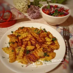 Жареный молодой картофель 