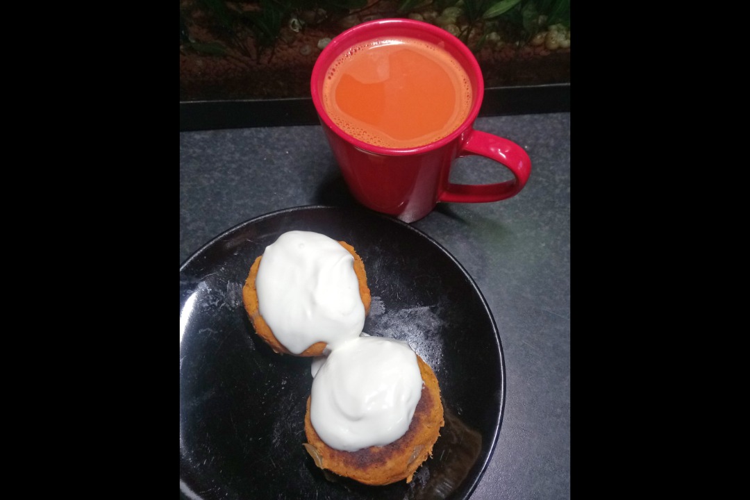 Морковные котлеты и сок