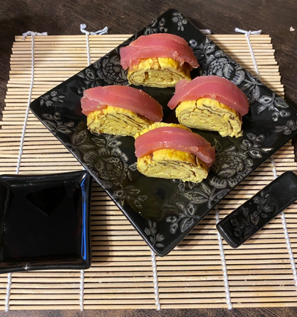 🇯🇵 Тамагояки (卵焼き) — японский пряный омлет
