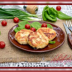 Куриные котлетки с кускусом