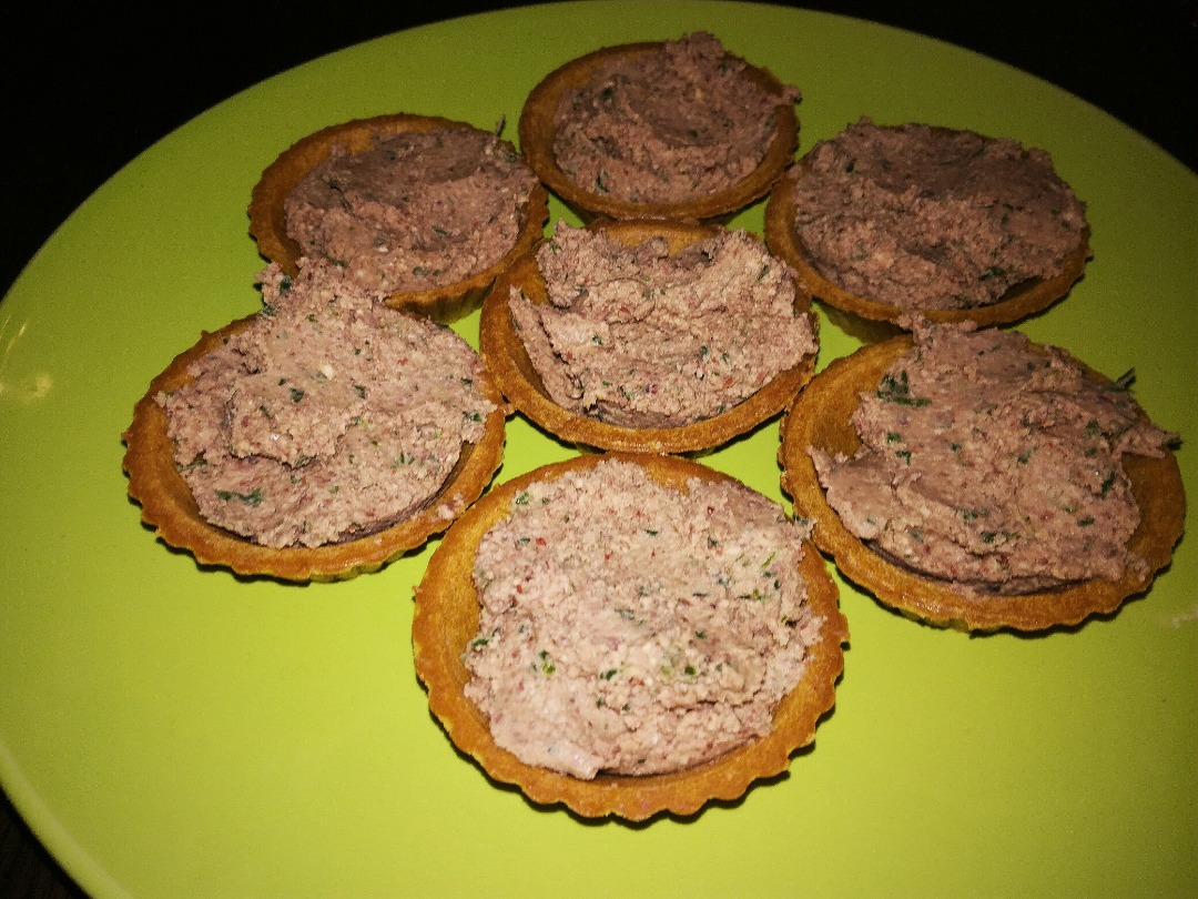 Тарталетки с фасолевой начинкой