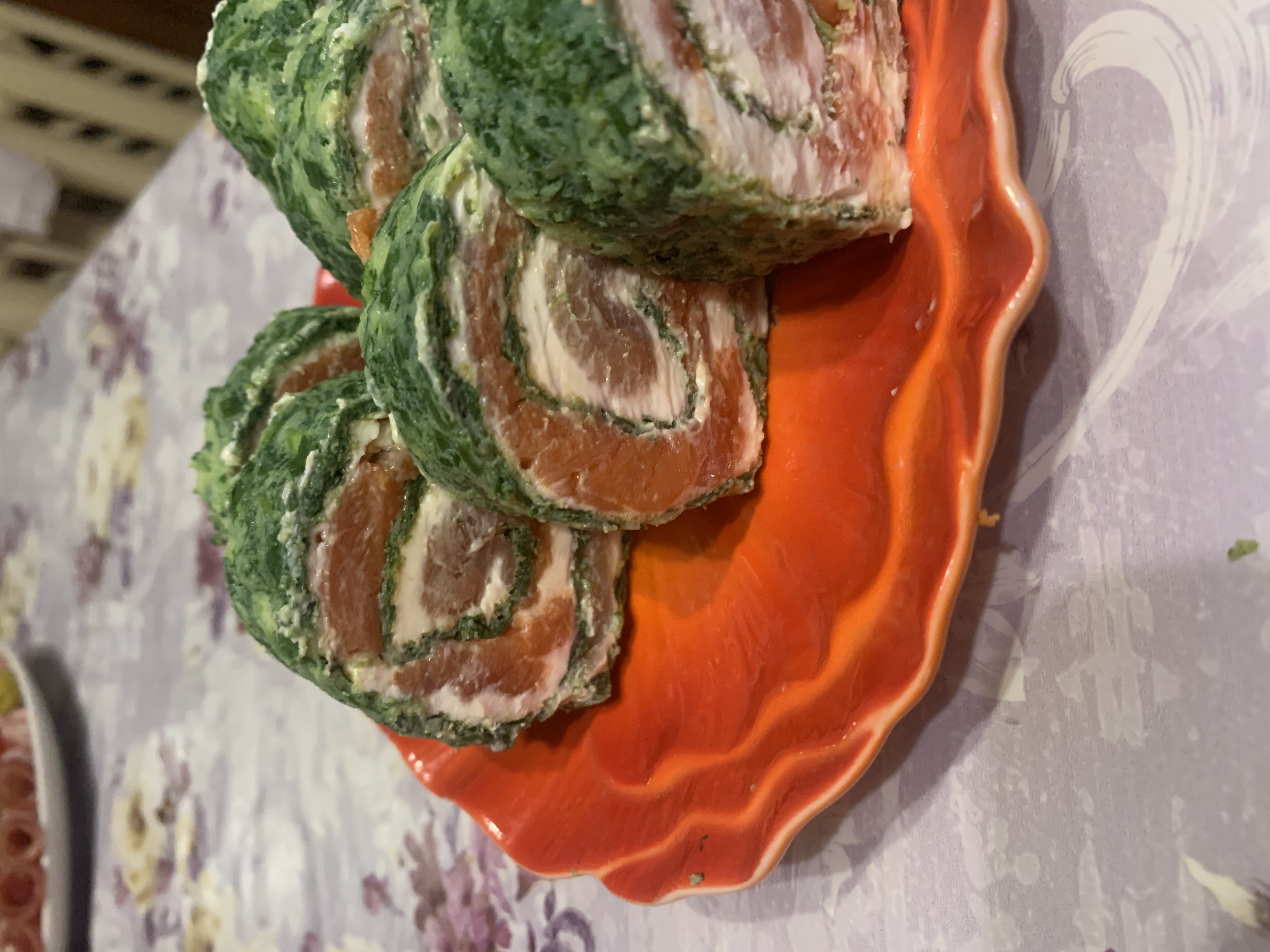 Шпинатный рулет