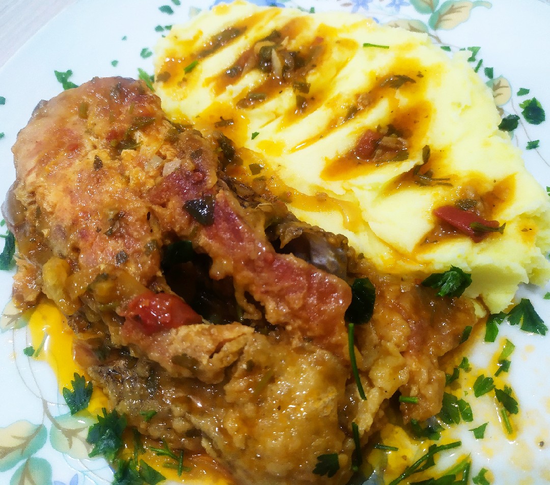 Форель в пряном соусе