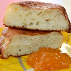 Пышные оладушки на дрожжах