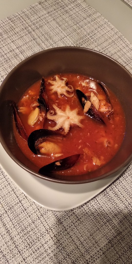 Томатный суп с морепродуктами - рецепт автора Татьяна