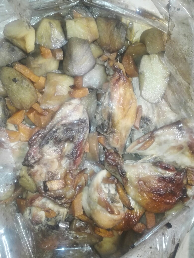 Куриные бедра в рукаве в духовке - рецепт с фото пошагово