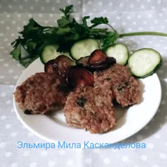 Котлеты из мяса и гречки 