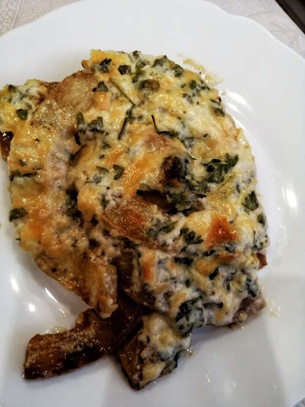 Кабачок под сливочно сырным соусом