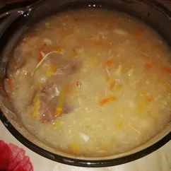 Щи с фасолью и квашеной капустой