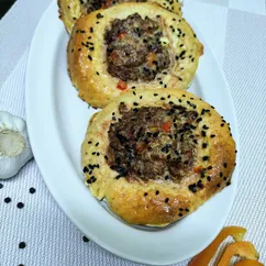 Кето ватрушки с мясом и овощами