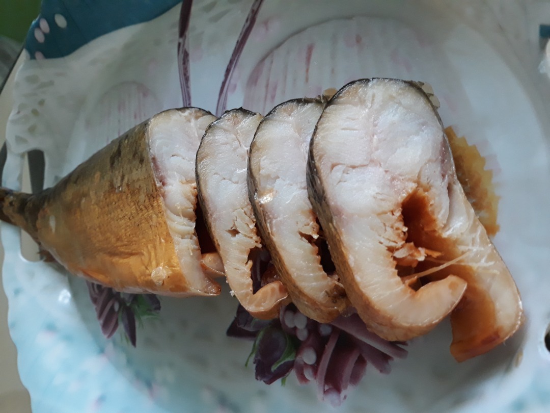 Рецепт: Омуль, запеченный в духовке - Очень нежная рыбка.