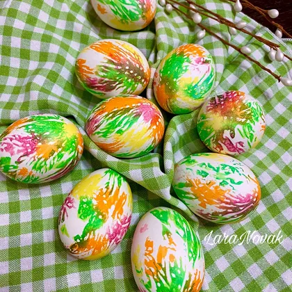 Яйца пасхальные радужные