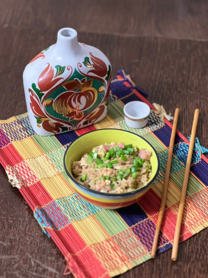 Рис с ветчиной и зеленым горошком по-китайски