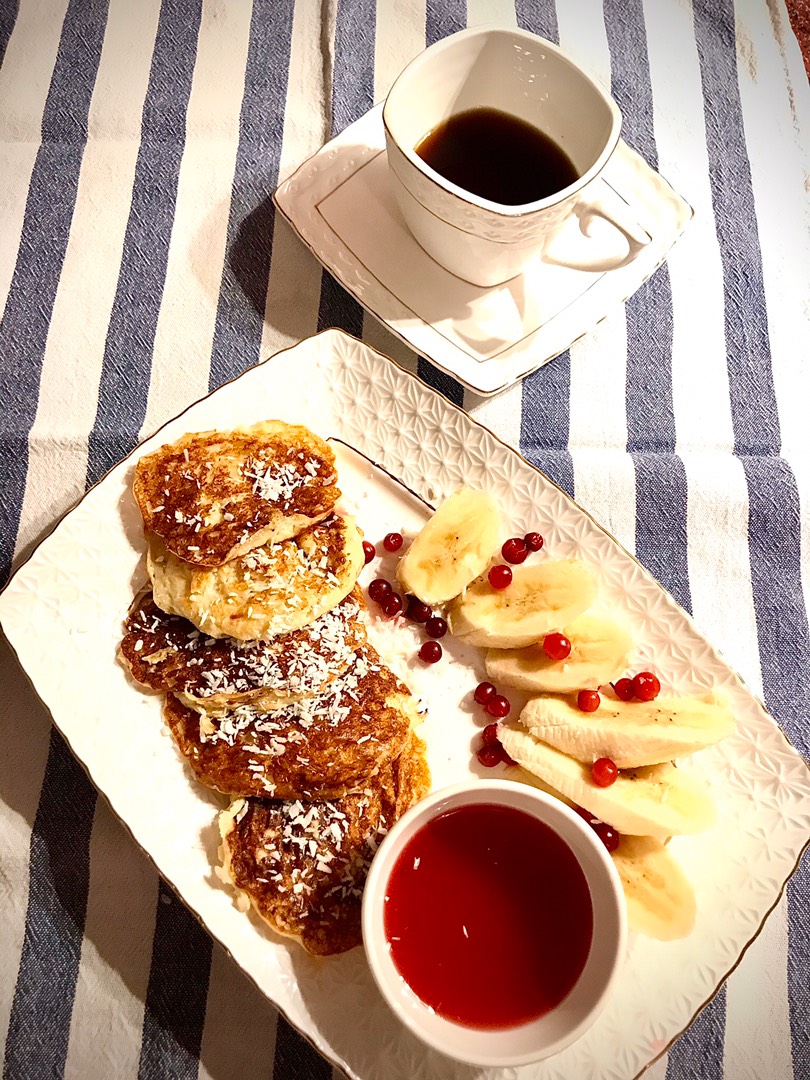Яблочные оладьи 🥞